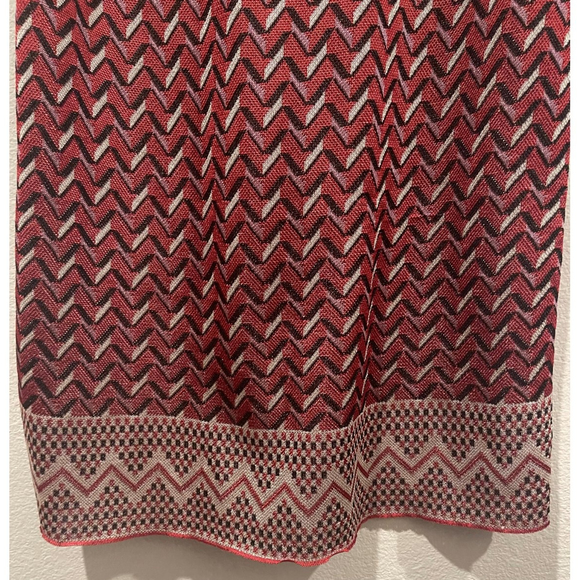 ZARA Zig Zag Knit Mini Red Black Dress - Picture 5 of 5